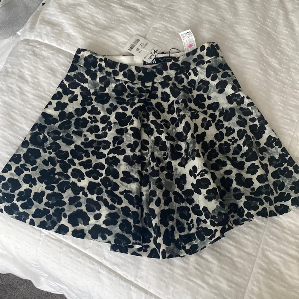 ZARA leopard skort